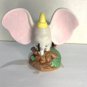 The Disney Collection Disney Magic Memories Dumbo Figurine Limited Ed. With box